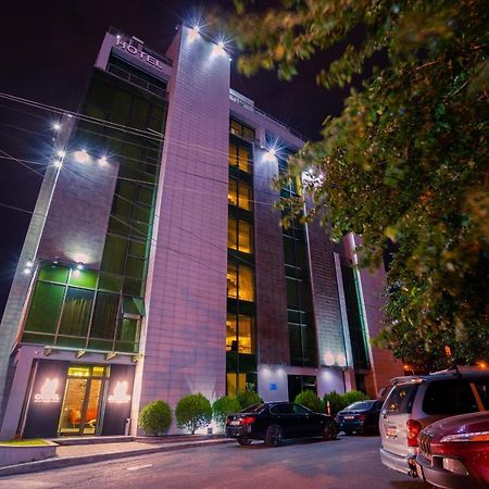 Capitol By Umbrella Hotel Tbilisi Exterior photo